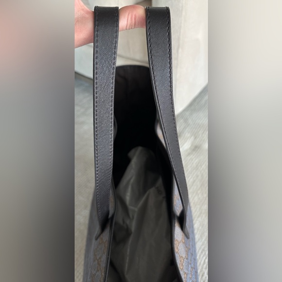 Gucci metallic monogram XL shopper tote - Picture 10 of 16